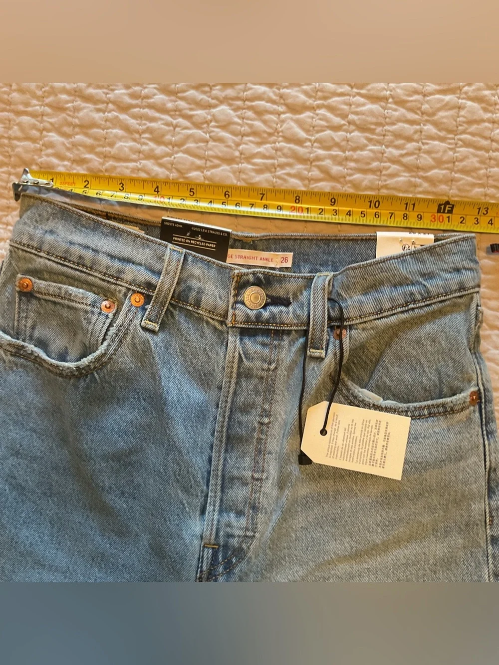 NEW Levi's Premium Ribcage Straight Ankle Jeans - Picture 11 of 16